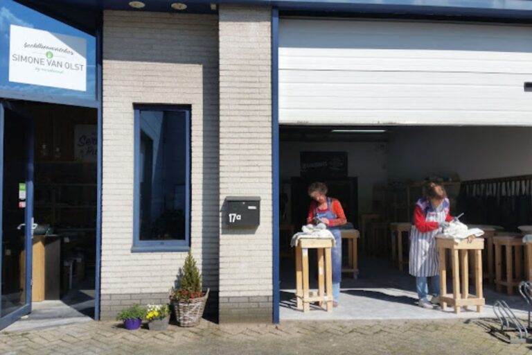 Beeldhouwatelier Simone van Olst