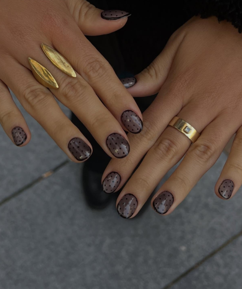 Binnen Nails by Arti